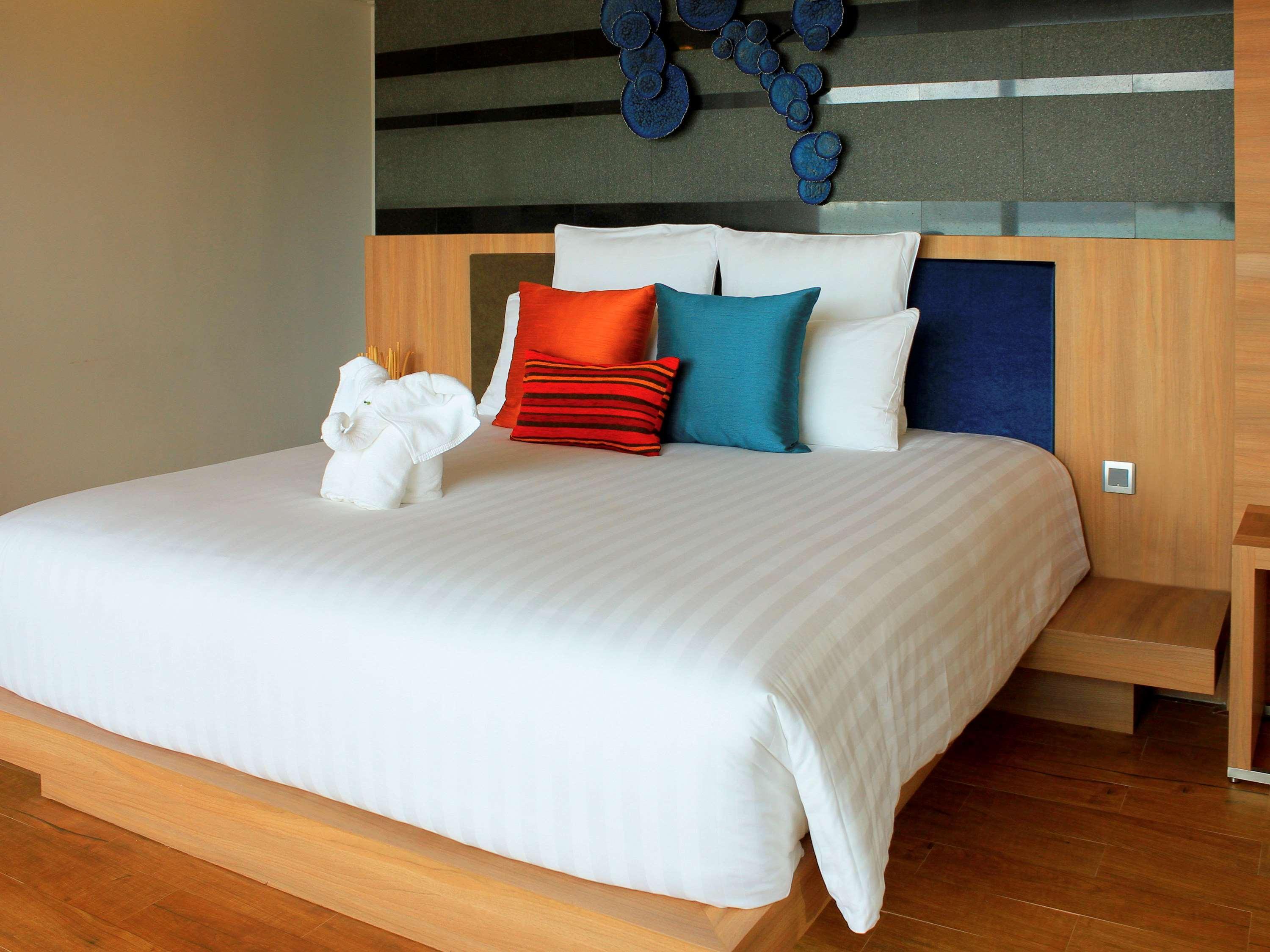 Novotel Phuket Kamala Beach Esterno foto